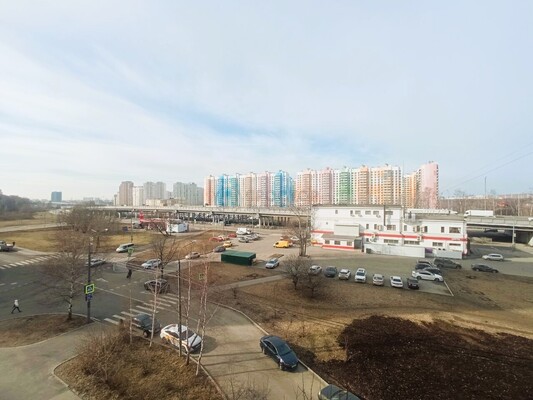 Продам трехкомнатную (3-комн.) квартиру, 9-я Северная линия, 17, Москва г