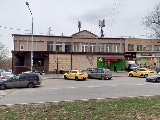 Продам коммерческое помещение 674 м2, Болотниковская ул, 52к1, Москва г