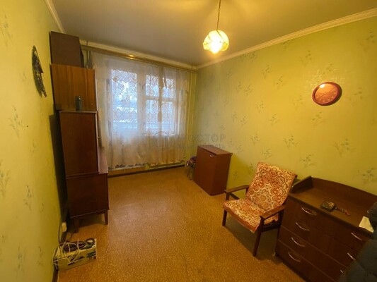 Продам комнату в 2-комн. квартире, Новочеркасский б-р, 36, Москва г