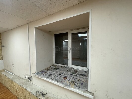 Продам коммерческое помещение 40 м2, Куусинена ул, 17к3, Москва г