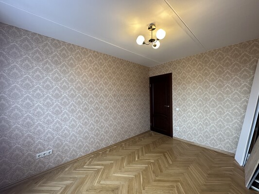 Продам двухкомнатную (2-комн.) квартиру, 3-й Павловский пер, 14, Москва г