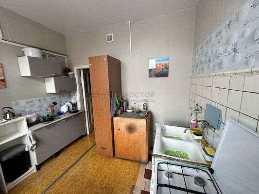 Продам комнату в 4-комн. квартире, 2-й Карачаровский проезд, 2, Москва г