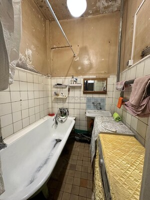Продам комнату в 4-комн. квартире, 2-й Карачаровский проезд, 2, Москва г