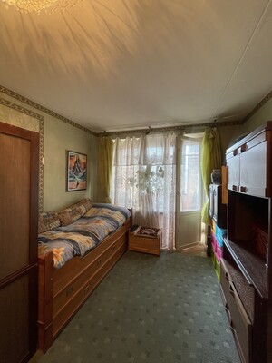 Продам двухкомнатную (2-комн.) квартиру, Пилота Нестерова ул, 7, Москва г