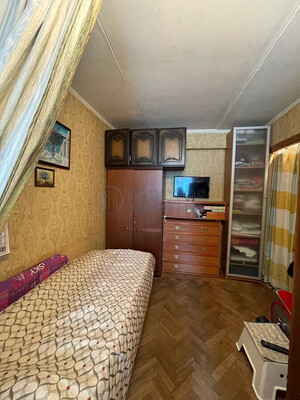 Продам двухкомнатную (2-комн.) квартиру, Пилота Нестерова ул, 7, Москва г