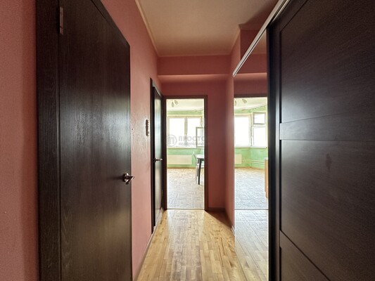 Продам трехкомнатную (3-комн.) квартиру, Захарьинские Дворики ул, 1к2, Москва г