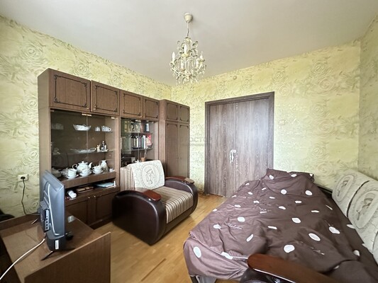 Продам трехкомнатную (3-комн.) квартиру, Захарьинские Дворики ул, 1к2, Москва г