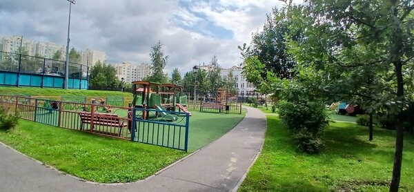 Продам трехкомнатную (3-комн.) квартиру, Захарьинские Дворики ул, 1к2, Москва г