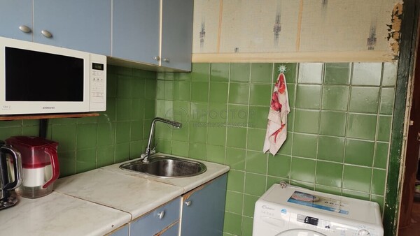 Продам однокомнатную (1-комн.) квартиру, Нагорная ул, 17к5, Москва г