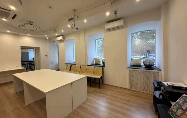 Сдам коммерческое помещение 110 м2, Садовая-Самотёчная ул, 15/1, Москва г