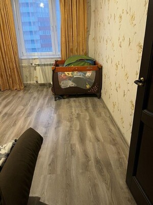 Продам трехкомнатную (3-комн.) квартиру, Подмосковный б-р, 10, Красногорск г