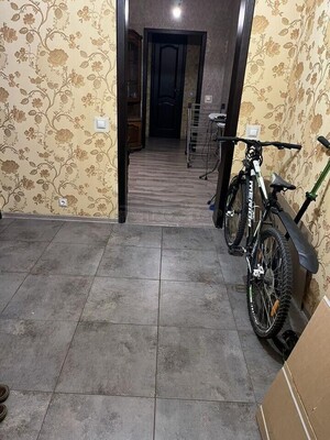 Продам трехкомнатную (3-комн.) квартиру, Подмосковный б-р, 10, Красногорск г