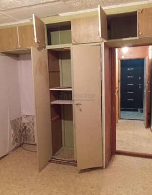 Продам однокомнатную (1-комн.) квартиру, Авиаторов ул, 11к1, Москва г