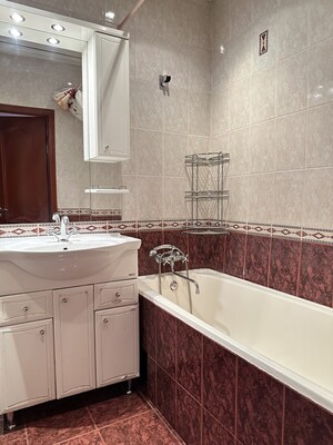 Продам трехкомнатную (3-комн.) квартиру, Николоямский пер, 2, Москва г