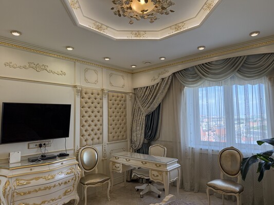 Продам трехкомнатную (3-комн.) квартиру, Гончарная ул, 38, Москва г