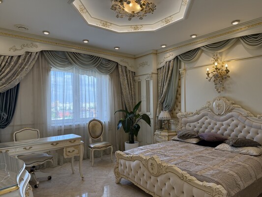 Продам трехкомнатную (3-комн.) квартиру, Гончарная ул, 38, Москва г