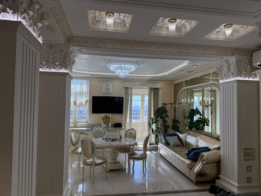 Продам трехкомнатную (3-комн.) квартиру, Гончарная ул, 38, Москва г