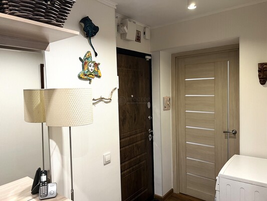 Продам двухкомнатную (2-комн.) квартиру, Большая Андроньевская ул, 20, Москва г