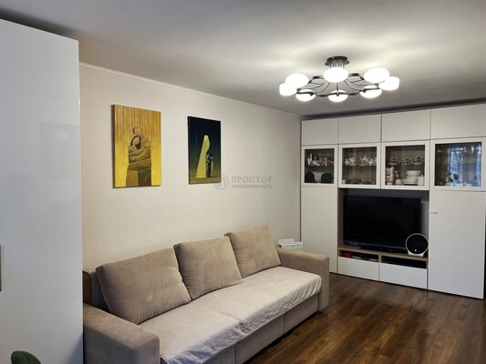 Продам двухкомнатную (2-комн.) квартиру, Большая Андроньевская ул, 20, Москва г