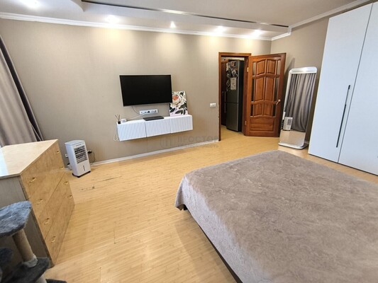 Продам однокомнатную (1-комн.) квартиру, Луговая ул, 1, Башкино д