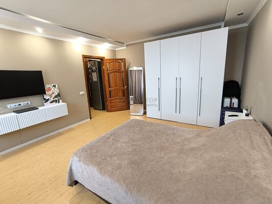 Продам однокомнатную (1-комн.) квартиру, Луговая ул, 1, Башкино д