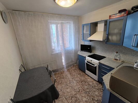 Продам однокомнатную (1-комн.) квартиру, Луговая ул, 1, Башкино д