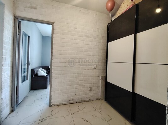 Продам однокомнатную (1-комн.) квартиру, Севастопольский пр-кт, 18, Москва г