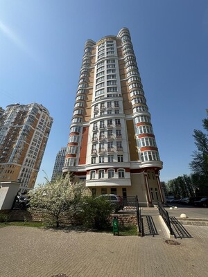 Продам многокомнатную квартиру, Староволынская ул, 12к4, Москва г