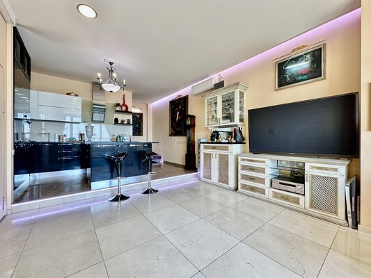 Продам двухкомнатную (2-комн.) квартиру, Шаболовка ул, 10к1, Москва г