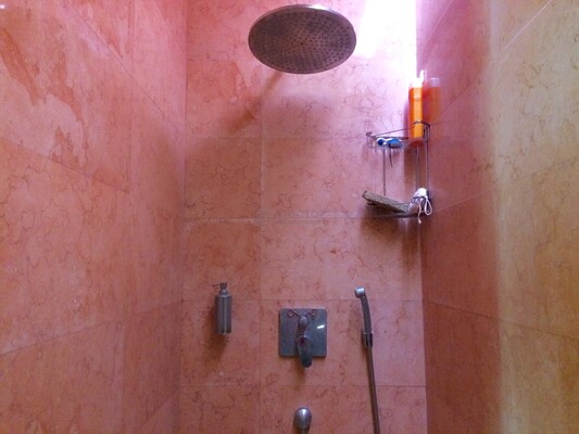 Продам двухкомнатную (2-комн.) квартиру, Шаболовка ул, 10к1, Москва г