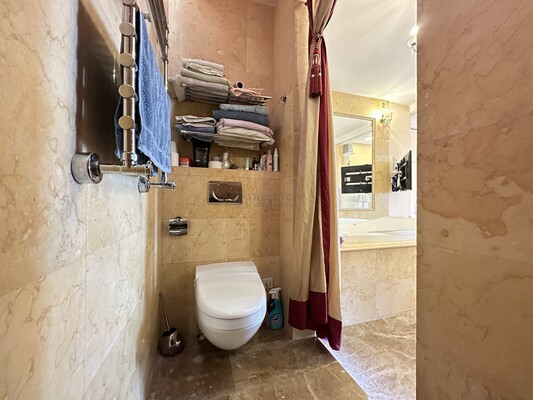 Продам двухкомнатную (2-комн.) квартиру, Шаболовка ул, 10к1, Москва г