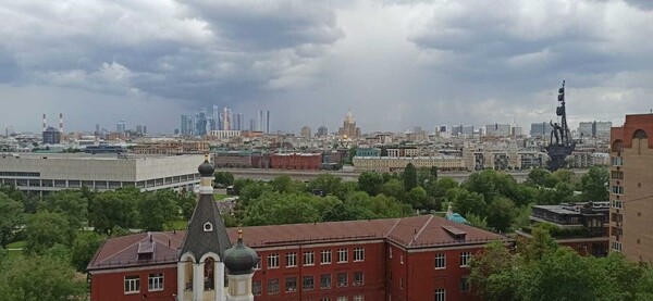 Продам двухкомнатную (2-комн.) квартиру, Большая Якиманка ул, 32, Москва г