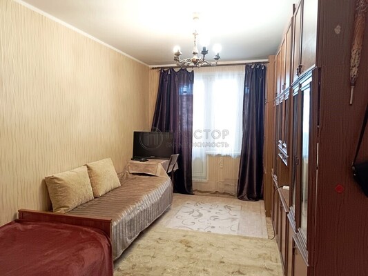 Продам комнату в 3-комн. квартире, Беловежская ул, 21, Москва г