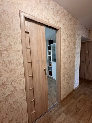 Продам трехкомнатную (3-комн.) квартиру, Михневская ул, 15, Москва г