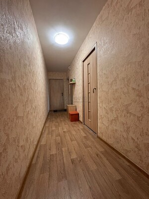 Продам трехкомнатную (3-комн.) квартиру, Михневская ул, 15, Москва г