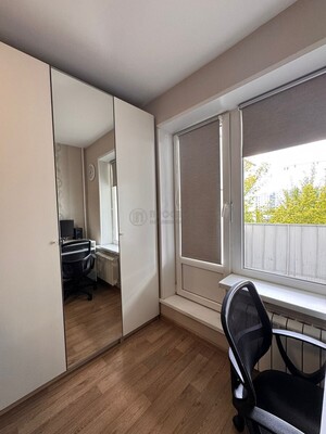 Продам трехкомнатную (3-комн.) квартиру, Михневская ул, 15, Москва г