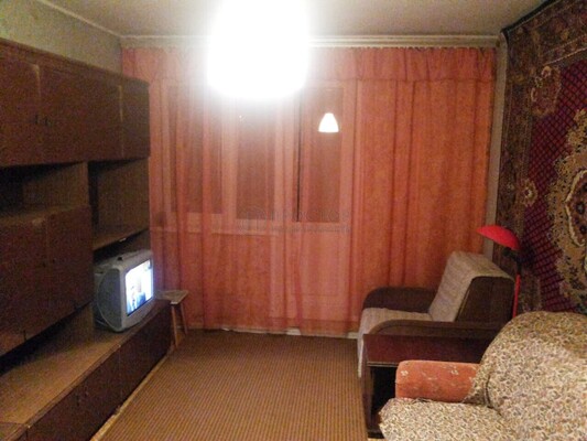 Продам комнату в 3-комн. квартире, Генерала Белова ул, 7к1, Москва г