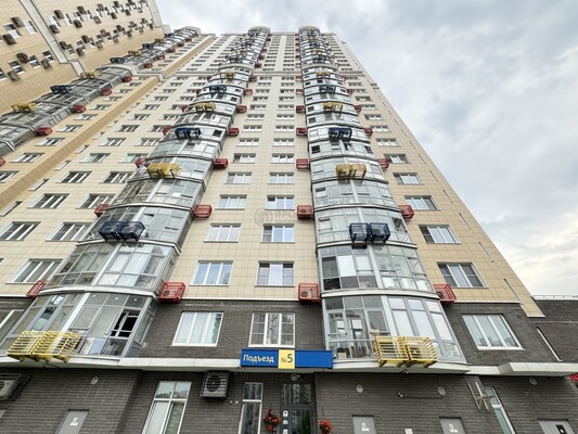 Продам однокомнатную (1-комн.) квартиру, Красногорский б-р, 25, Красногорск г