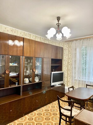 Продам однокомнатную (1-комн.) квартиру, Ясеневая ул, 41к1, Москва г