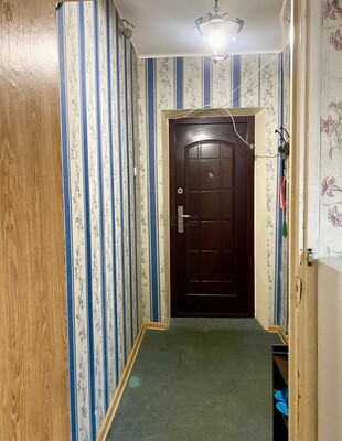 Продам однокомнатную (1-комн.) квартиру, Ясеневая ул, 41к1, Москва г