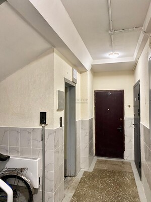 Продам однокомнатную (1-комн.) квартиру, Ясеневая ул, 41к1, Москва г