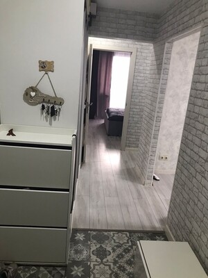 Продам трехкомнатную (3-комн.) квартиру, Муравская ул, 42к1, Москва г