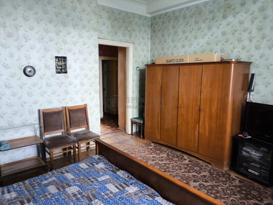 Продам трехкомнатную (3-комн.) квартиру, Гончарная ул, 38, Москва г