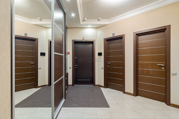 Продам двухкомнатную (2-комн.) квартиру, Вернадского пр-кт, 105к4, Москва г