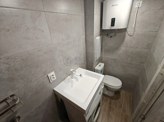 Продам однокомнатную (1-комн.) квартиру, Земляной Вал ул, 65, Москва г