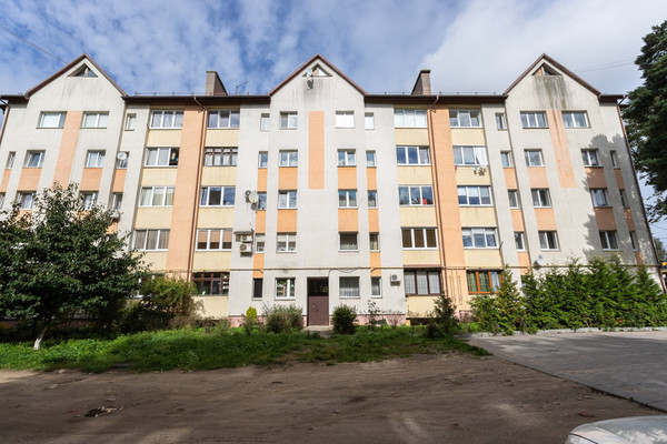 Продам двухкомнатную (2-комн.) квартиру, Янтарная ул, 2кБ, Лесное п