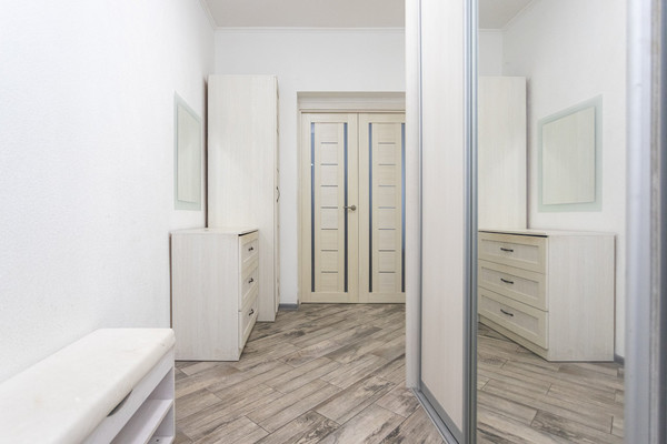 Продам двухкомнатную (2-комн.) квартиру, Янтарная ул, 2кБ, Лесное п