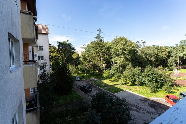 Продам двухкомнатную (2-комн.) квартиру, Янтарная ул, 2кБ, Лесное п