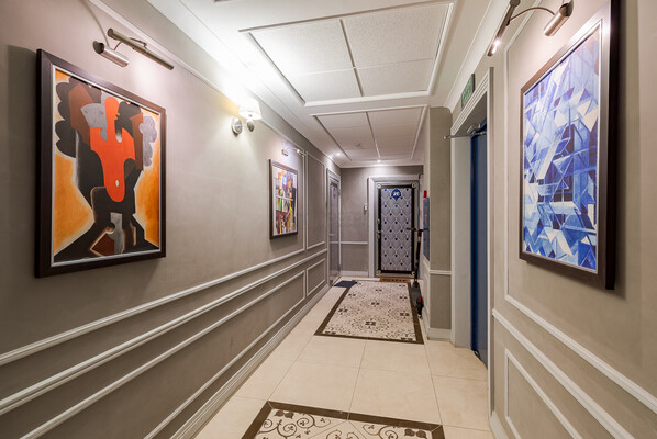 Продам двухкомнатную (2-комн.) квартиру, Карамышевская наб, 34, Москва г