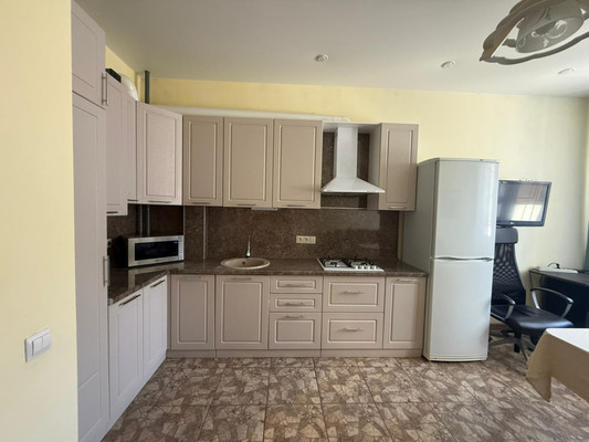 Продам однокомнатную (1-комн.) квартиру, Геленджикский пр-кт, 4В, Геленджик г